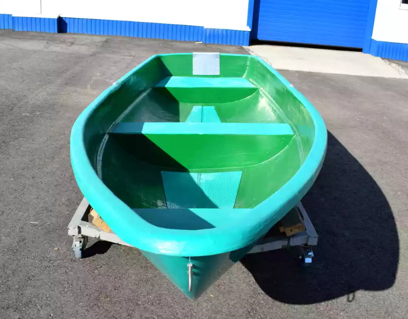 Стеклопластиковая Лодка Голавль в Махачкале