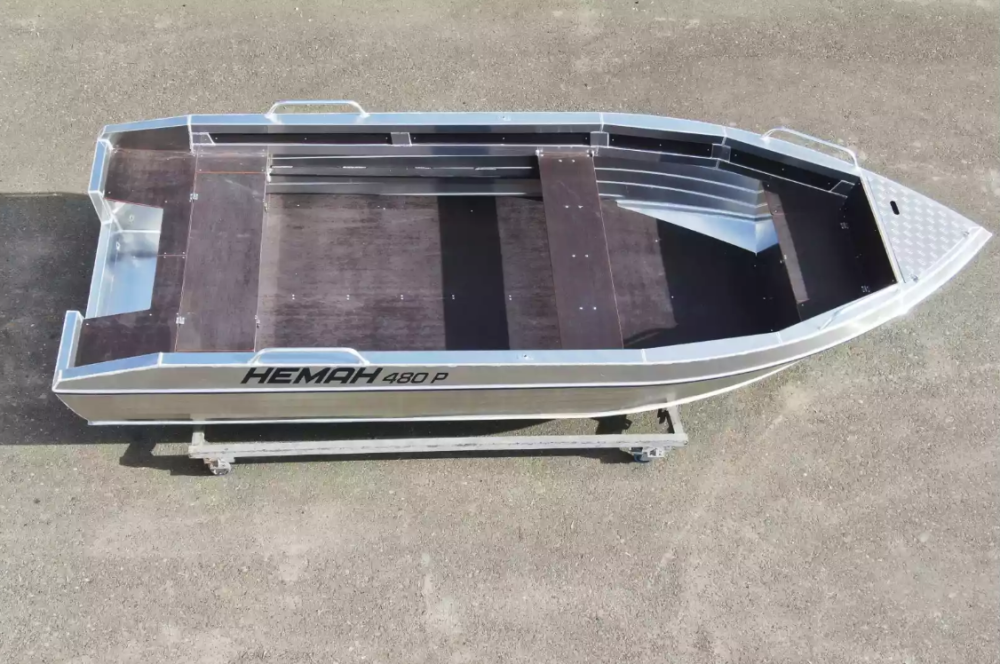 Алюминиевая лодка  Неман-480 Р в Махачкале