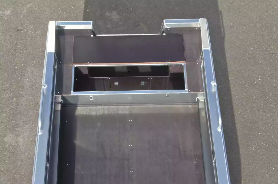 Алюминиевая лодка  Неман-480 Р в Махачкале