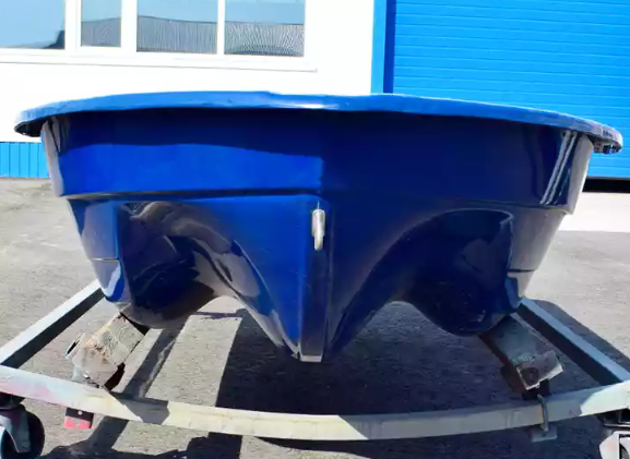 Стеклопластиковая лодка Neman-340 (тримаран) в Махачкале