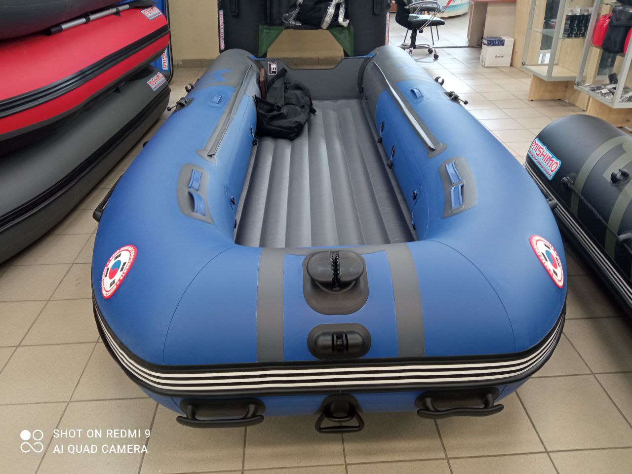 Лодка MISHIMO RIVER JET 410 под водомет в Махачкале