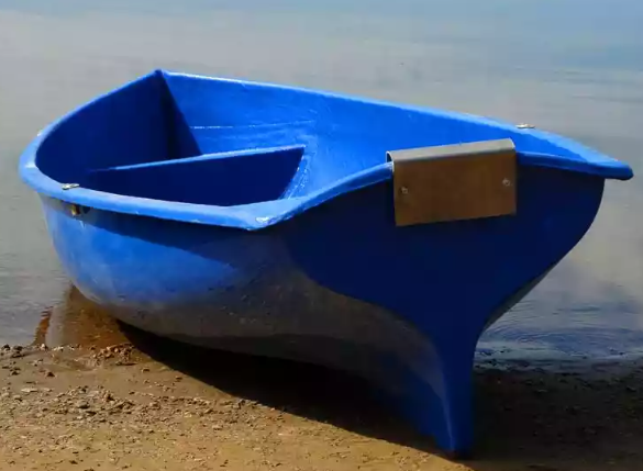 Стеклопластиковая лодка Омуль в Махачкале