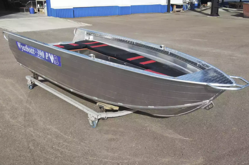 Алюминиевая лодка Wyatboat-390РМ увеличенный борт в Махачкале