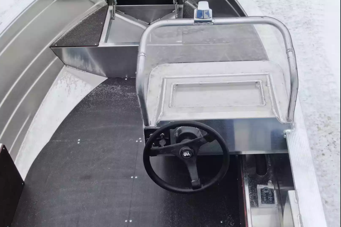 Алюминиевая лодка Неман-400 С в Махачкале