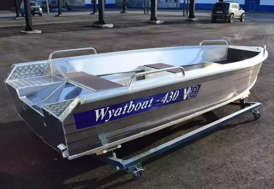 Алюминиевая лодка  Wyatboat-430 Р в Махачкале