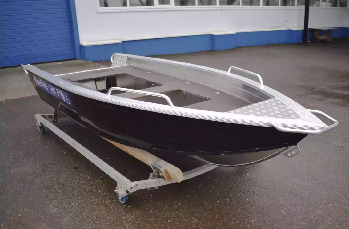 Алюминиевая лодка Wyatboat-390РМ в Махачкале