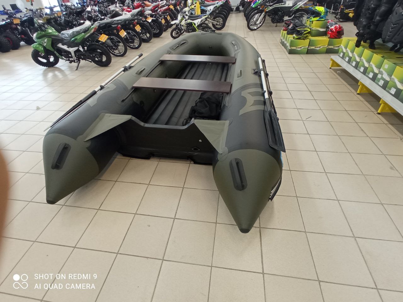 Лодка MISHIMO RIVER JET 410 под водомет в Махачкале