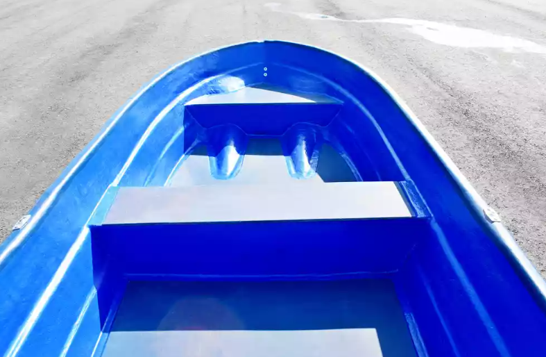 Стеклопластиковая лодка Neman-340 (тримаран) в Махачкале