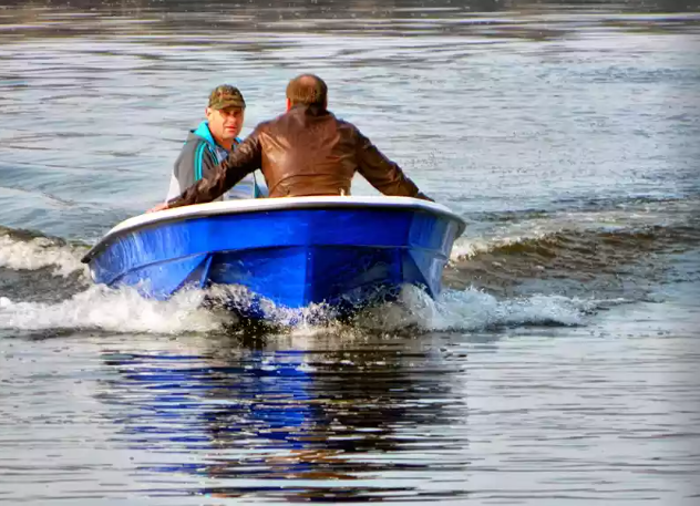 Стеклопластиковая лодка Wyatboat 430 тримаран в Махачкале
