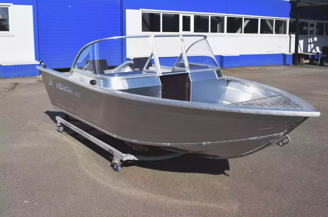 Алюминиевая лодка  Неман-400 DCM в Махачкале