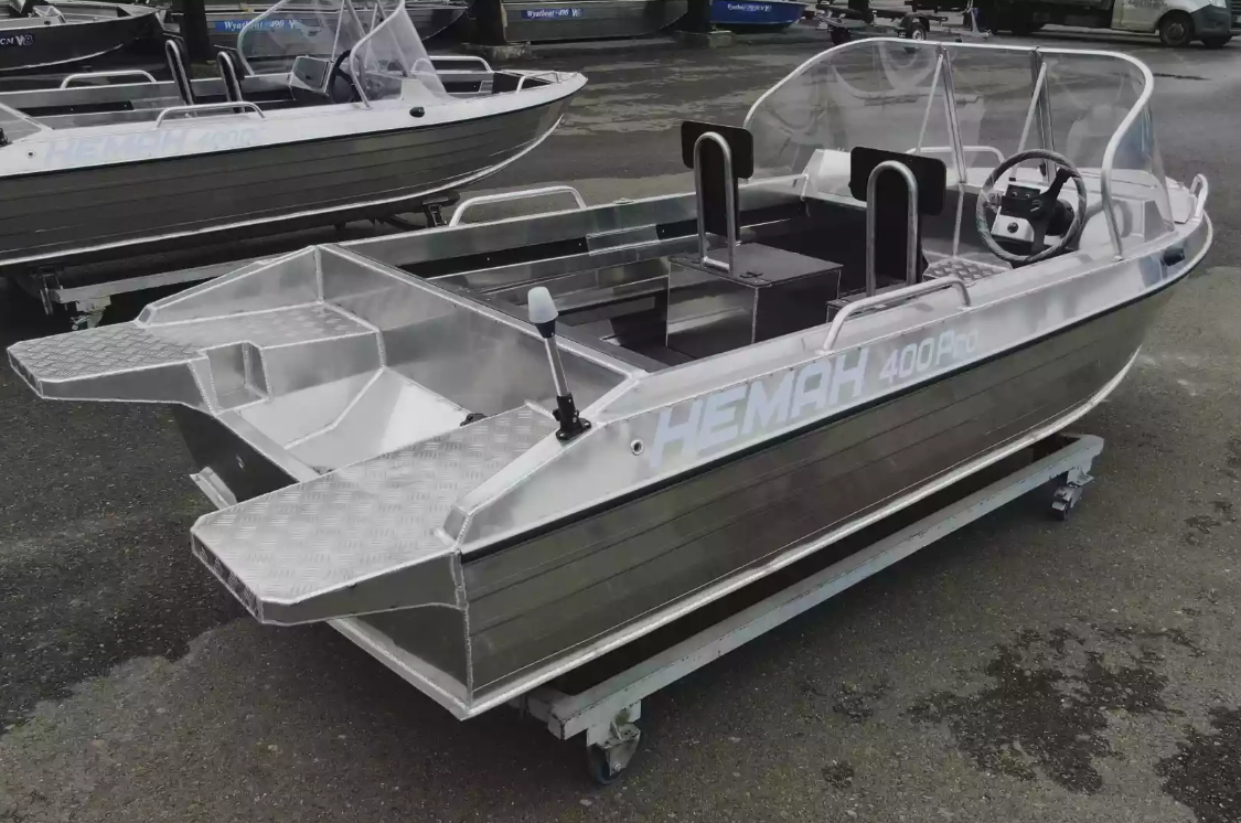 Алюминиевая лодка  Neman-400 PRO в Махачкале