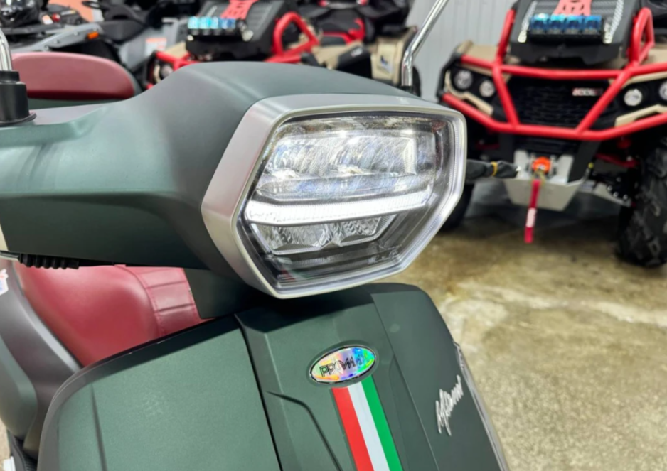 Скутер PROMAX Miami 240 (49) в Махачкале