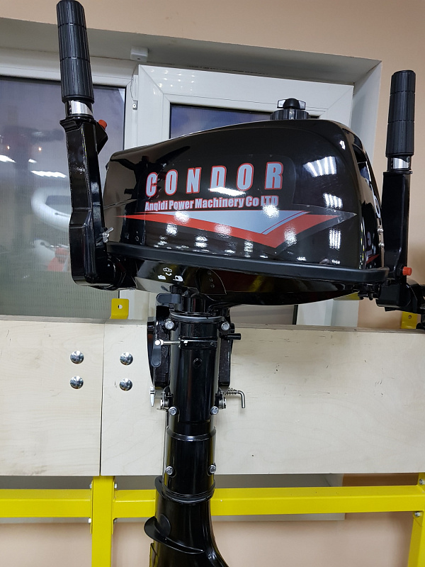 Лодочный мотор Condor T5HS без бака 12 л. в Махачкале