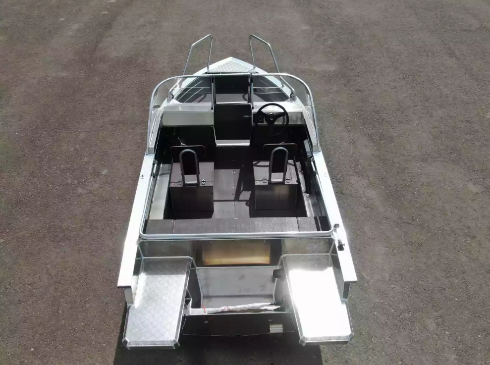 Алюминиевая лодка  Неман-400 DCM NEW в Махачкале