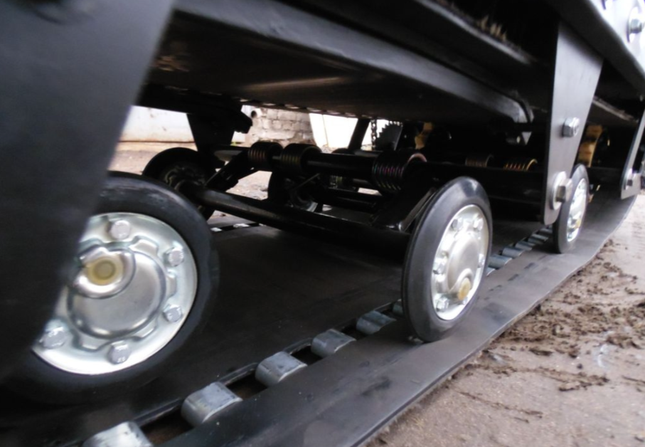 Мотобуксировщик AhtaR Зима 15 л/с с вариатором в Махачкале