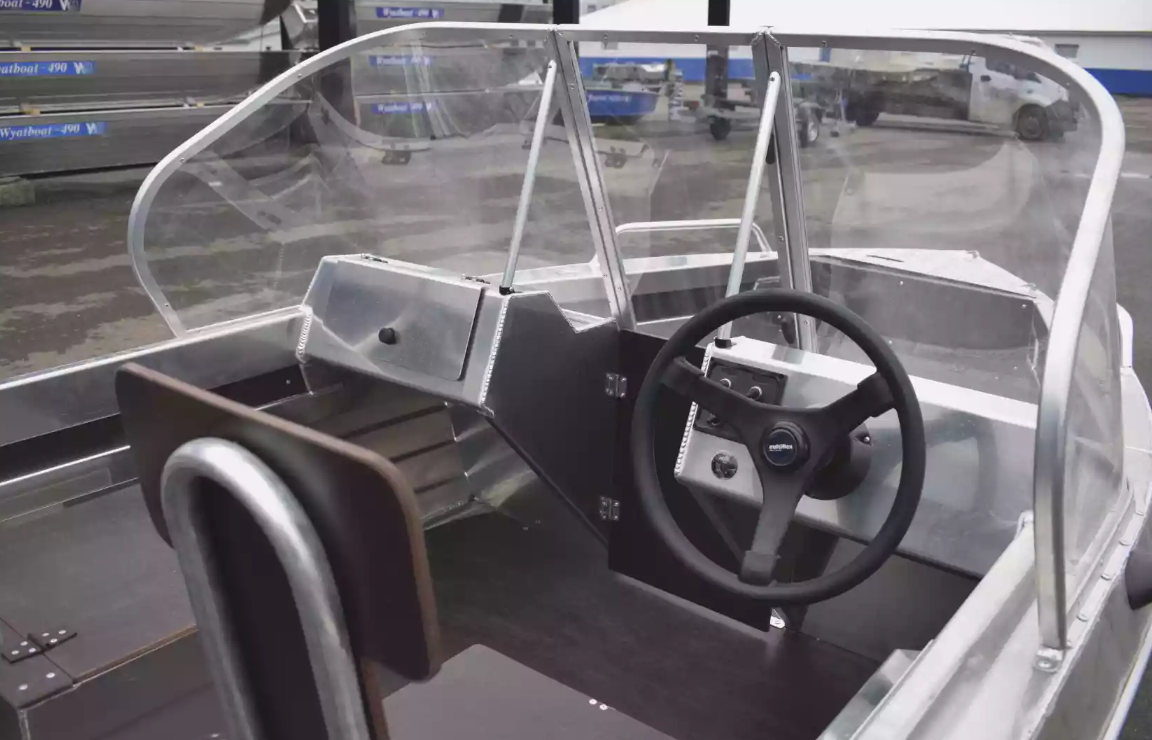 Алюминиевая лодка  Neman-400 DC в Махачкале