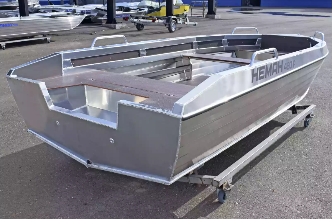 Алюминиевая лодка  Неман-480 Р в Махачкале