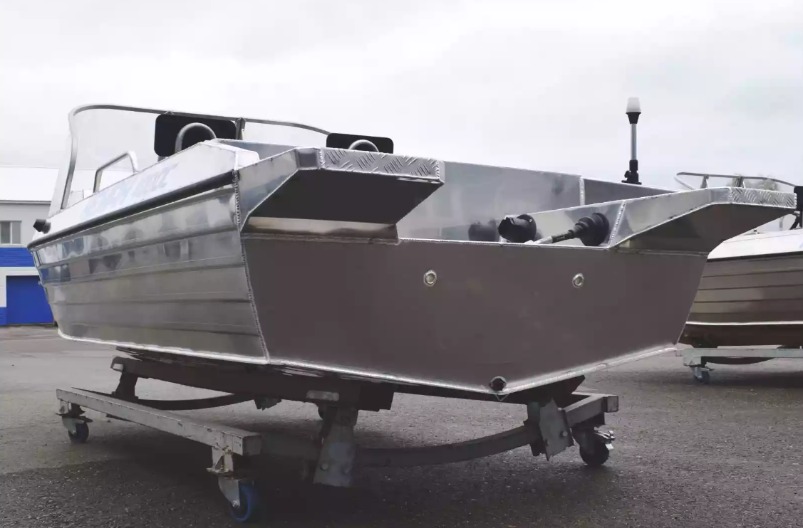 Алюминиевая лодка  Neman-400 DC в Махачкале