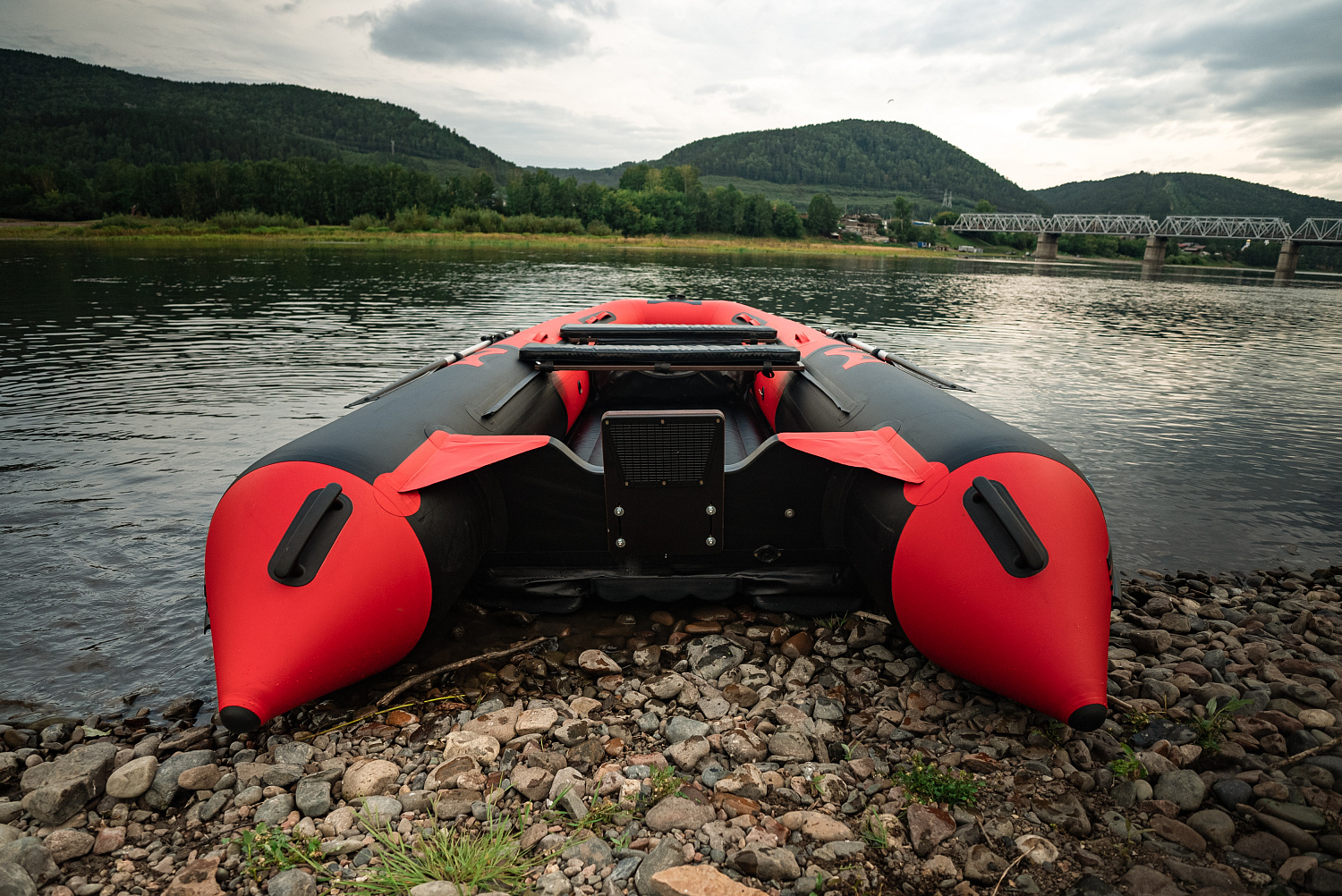 Лодка MISHIMO RIVER JET 390 под водомет в Махачкале