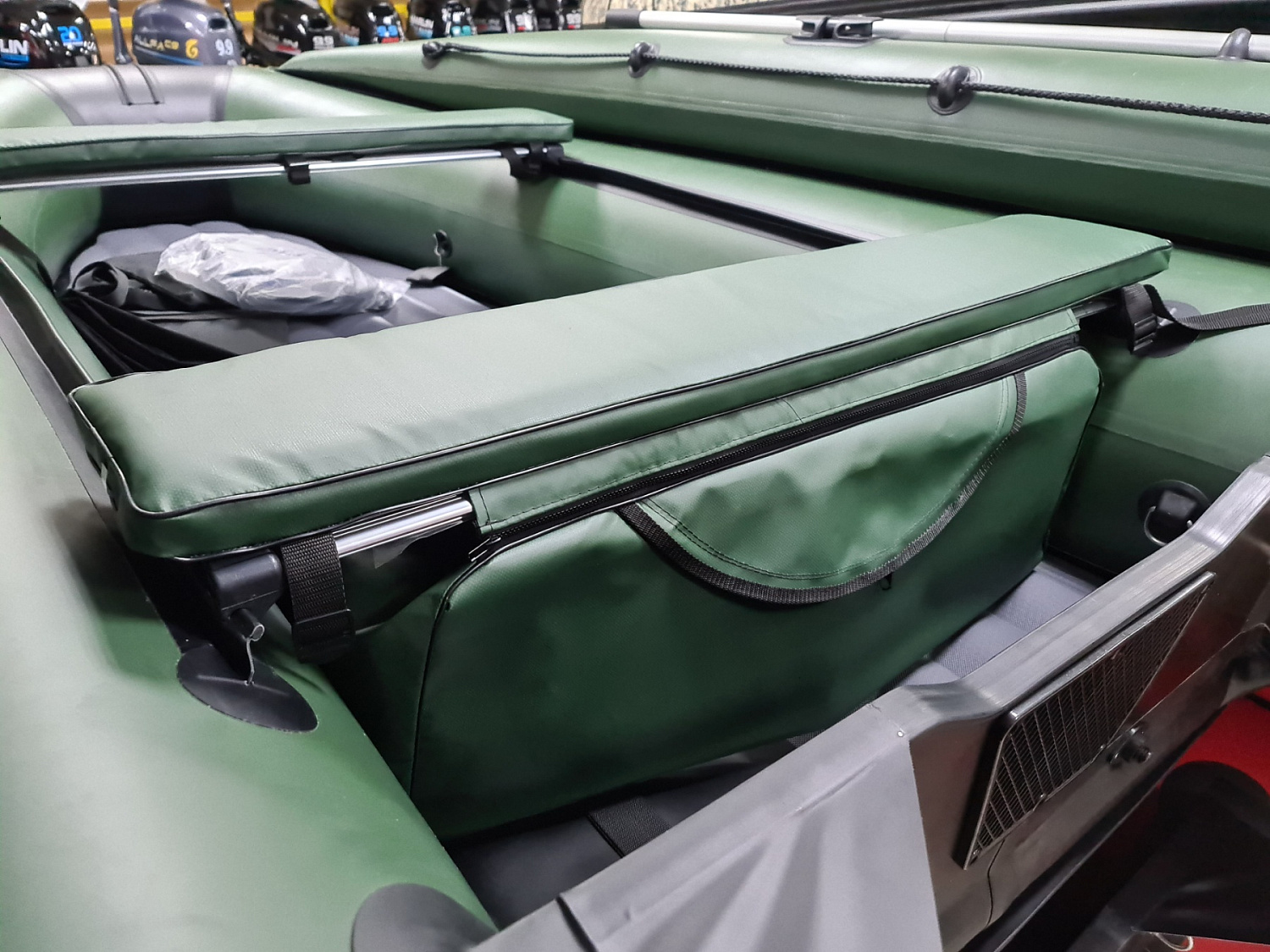 КОМПЛЕКТ МЯГКИХ НАКЛАДОК С СУМКОЙ ДЛЯ ЛОДОК 110Х20 ЗЕЛЕНЫЙ в Махачкале