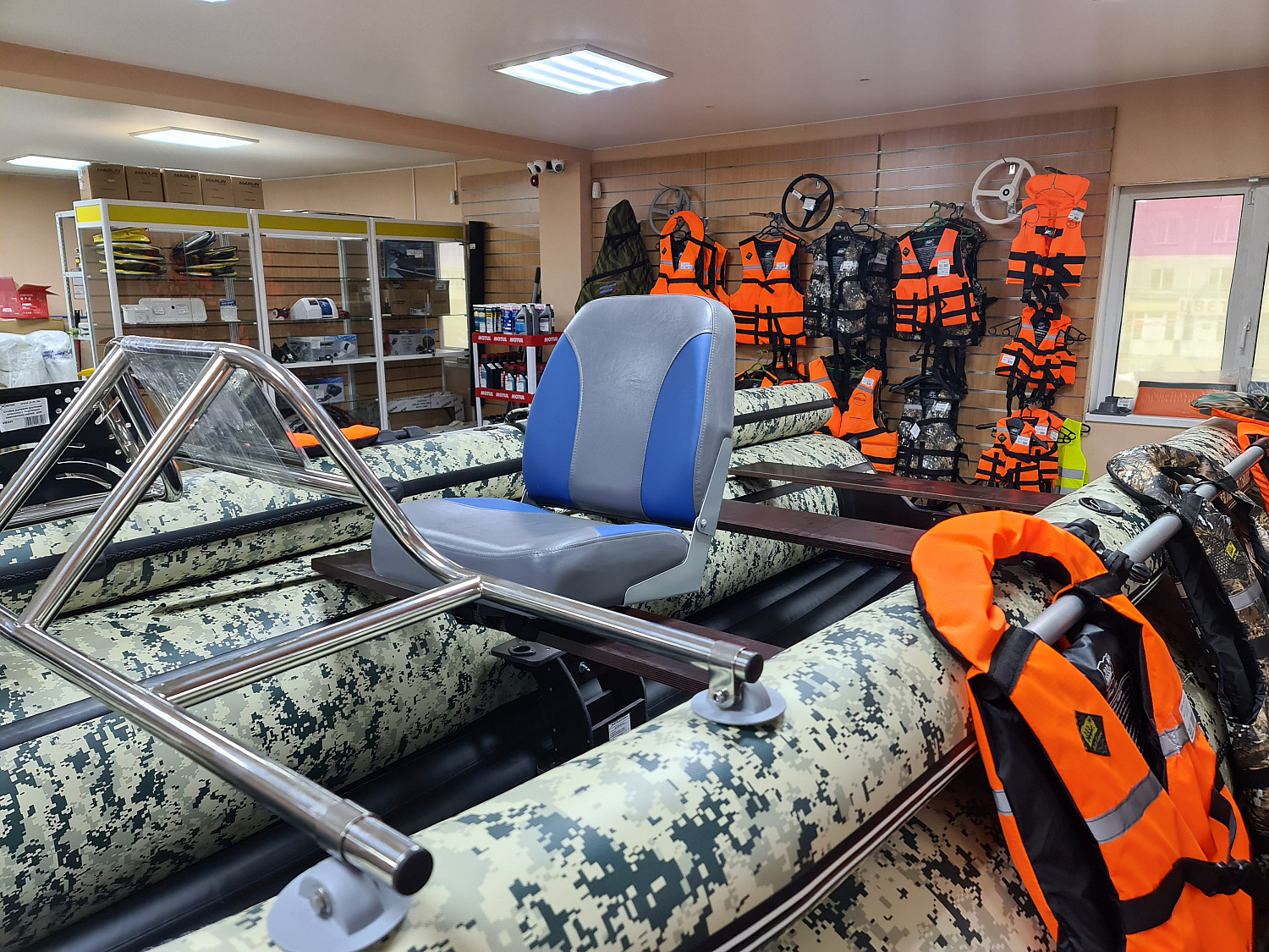 КРЕСЛО МЯГКОЕ РАСКЛАДНОЕ С ПОВОРОТНЫМ МЕХАНИЗМОМ ДЛЯ ЛОДОК в Махачкале